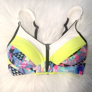 Victoria’s Secret sport bra